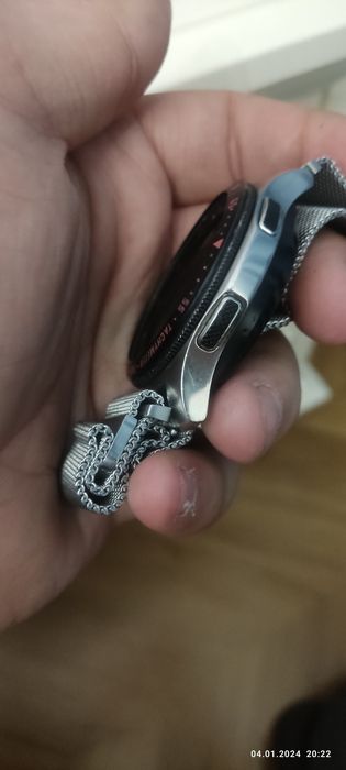 Продам часы Samsung wear s3 classic