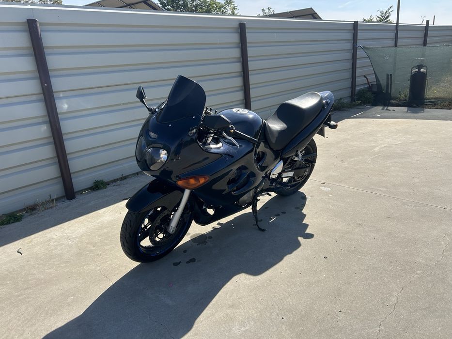 Vand Suzuki gsxf (katana) 600cc Limitat a2 legal   Accept Variante Auto