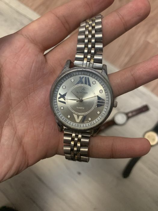 Часы на запчасти