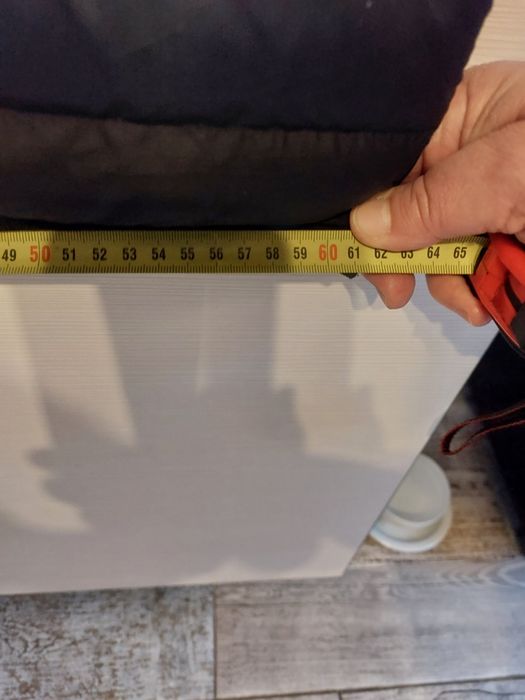 Продавам оригинален мъжки елек Хуго Босс 6XL