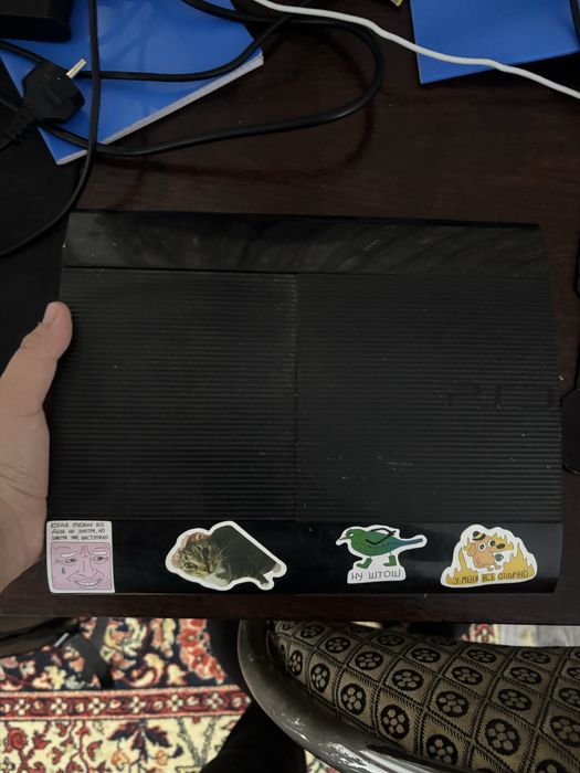 Продам Playstation 3 Super Slim