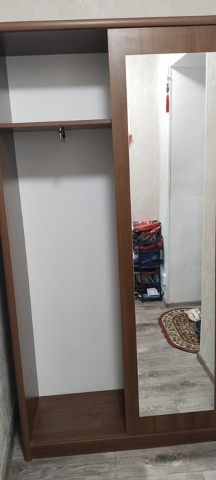 Продам шкаф купе в прихожую