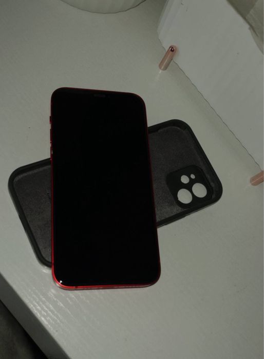 Iphone 12 в хорошем состоянии