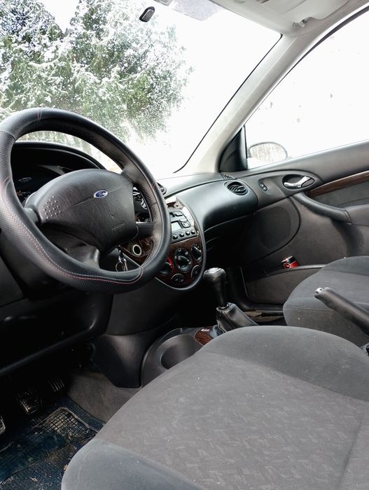 Коли за части Форд фокус 1 6 бензин и Опел Вектра 1,8 бензин