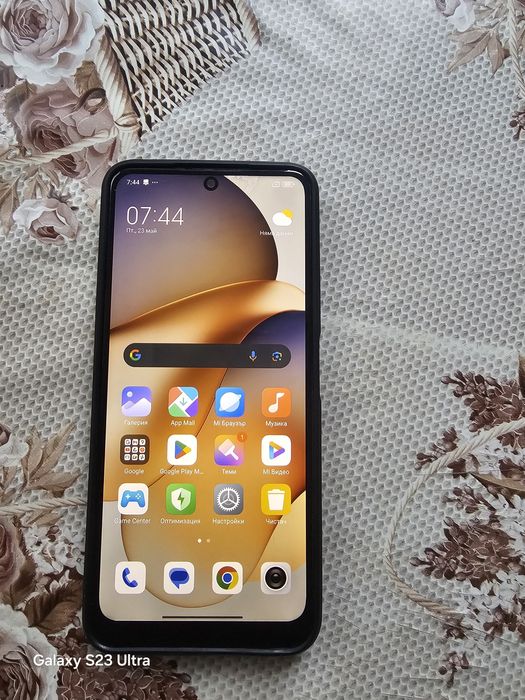 Продавам редми нот 12. Цена130лв