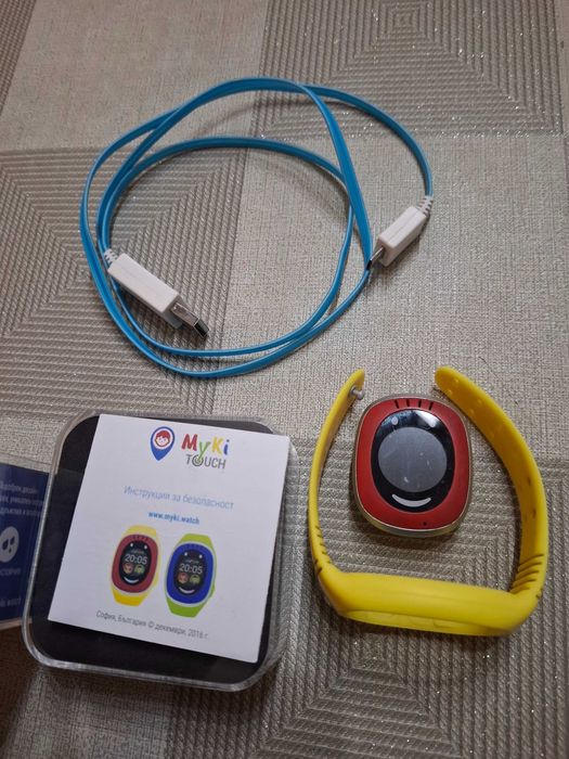 Детски часовник MYKI TOUCH