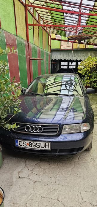 Vând Audi A4 1995