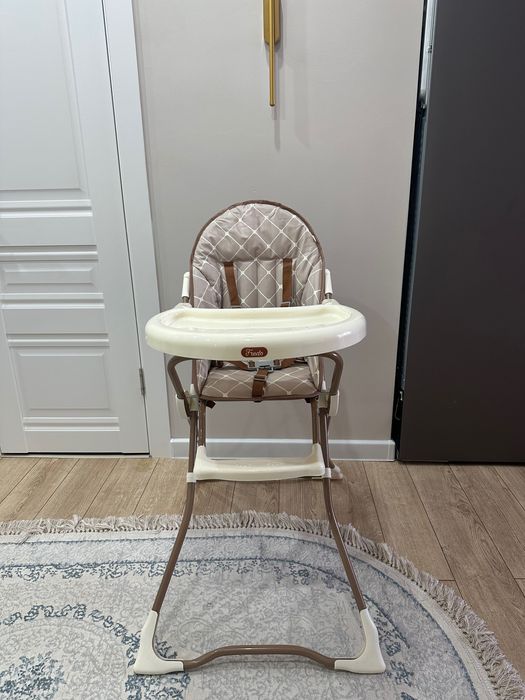 Стол для кормления