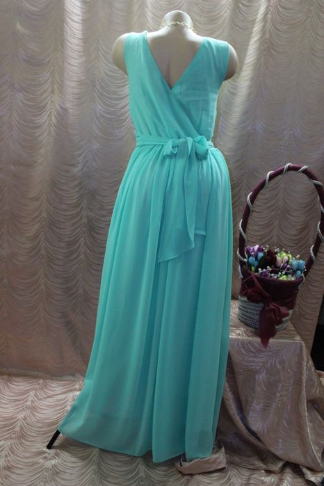 Продам вечерние платья