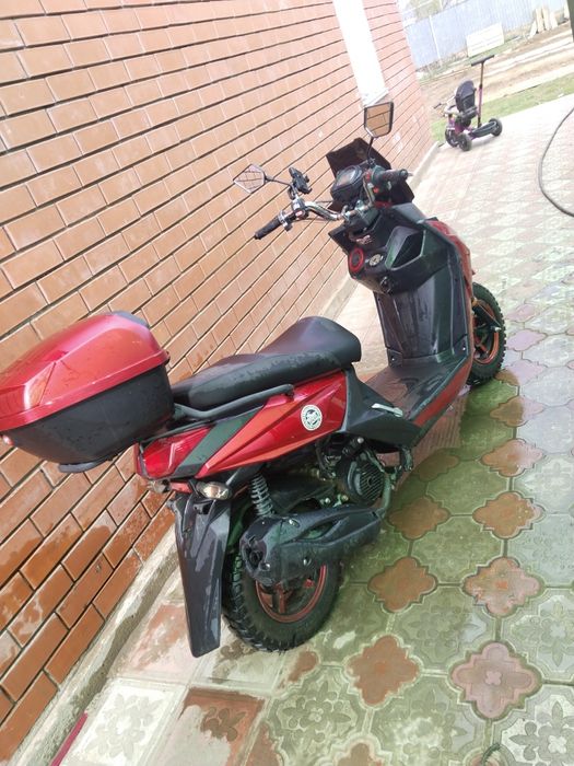 Скутер  мотоцикл