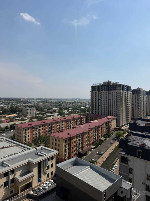 Продам 5 комнатную в ЖК «Black Tower»(140кв.м) Яккасарайский район