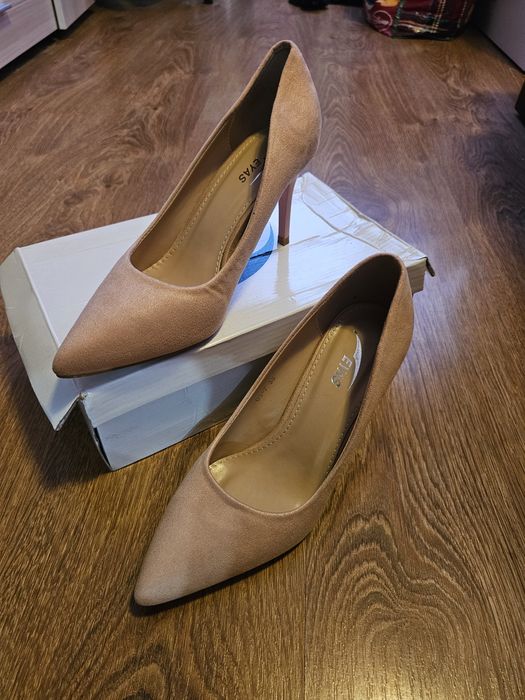 Дамски обувки 38 номер