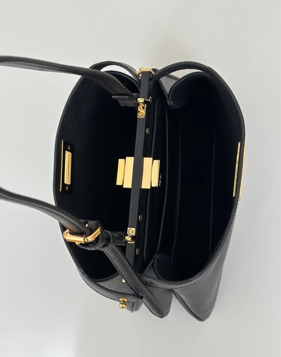 Geanta Fendi Peekaboo