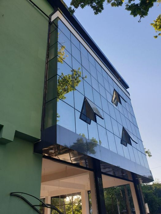 Остекление фасадов офисов