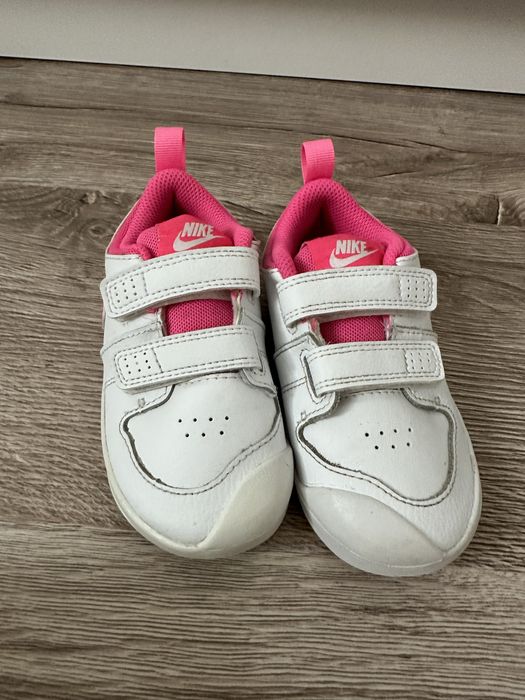 Adidasi Nike Pico 25