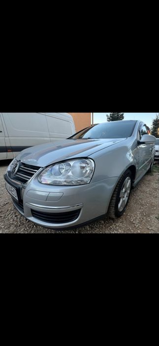 Golf 5/1.9 Tdi/2008/ 1500€