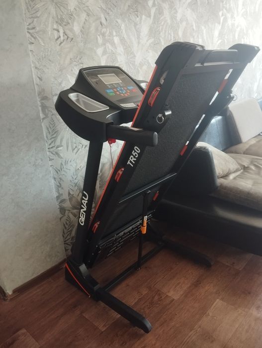Беговая дорожка GENAU TR50