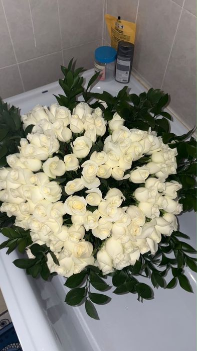Цветы белые свежийй.,Огромные