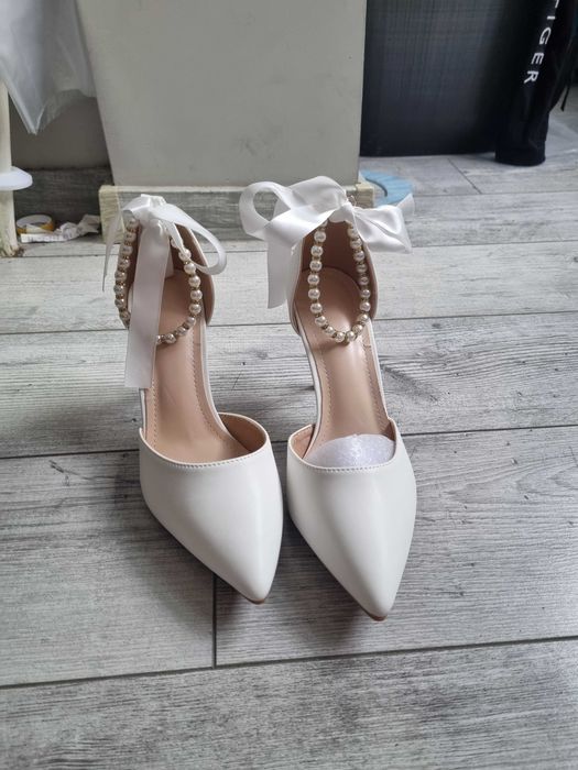 Pantofi de mireasă