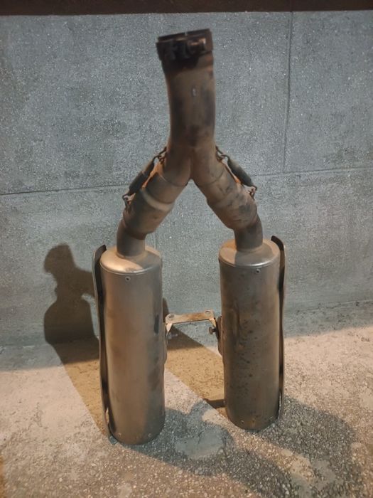 Evacuare akrapovic MT/03