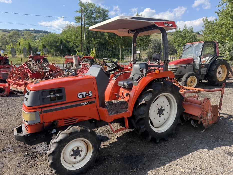 Tractoras tractor japonez kubota gt5