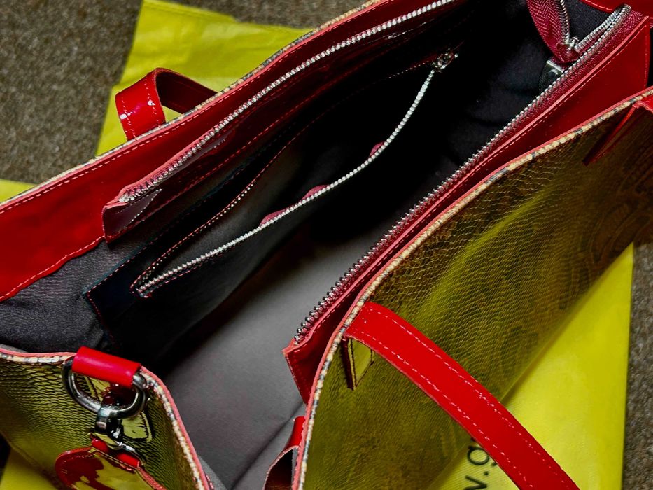 Чанта от естествена кожа GABINA (НЕУПОТРЕБЯВАНА)