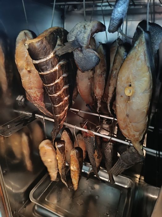 Сом копчёный  стейки
