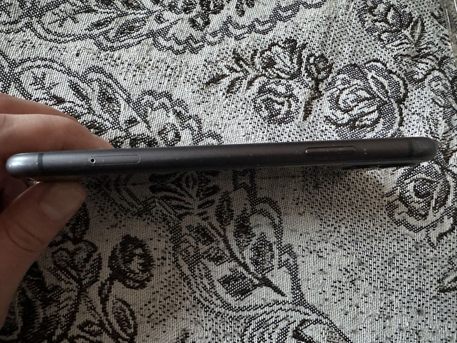 Iphone 11 на 128гб