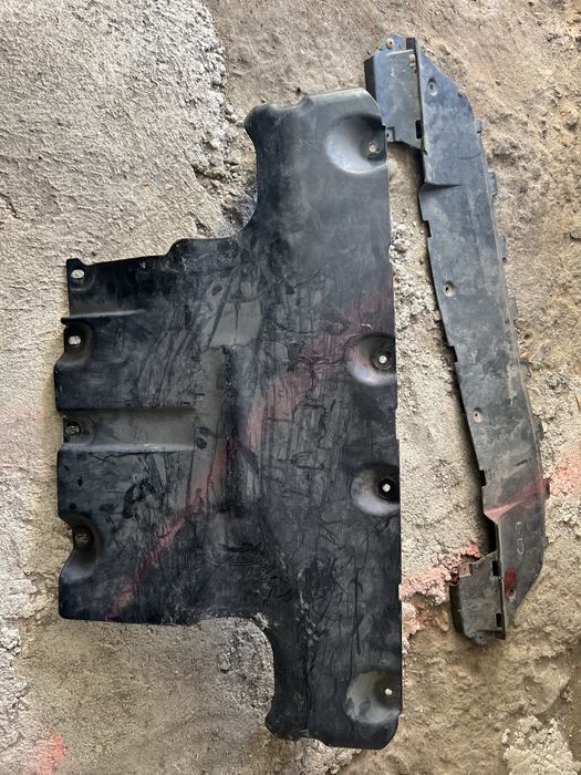 Кори под двигател Porsche cayenne 2008