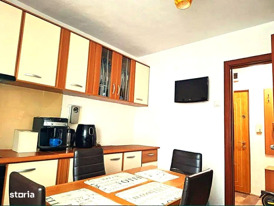 Apartament 3 camere B-dul Dacia