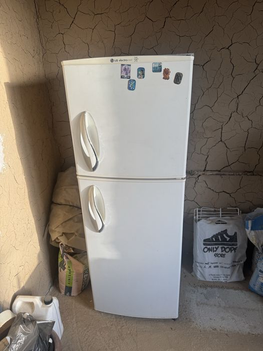 Холодильник LG Срочно