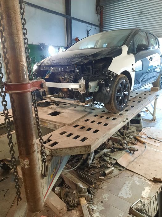 Tinichigiu vopsitor auto