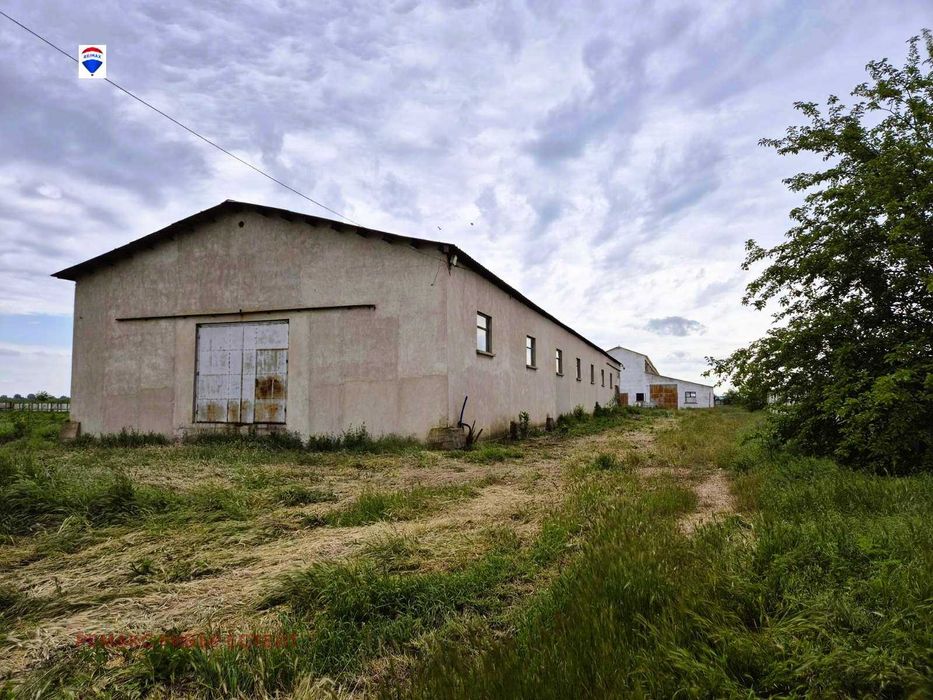 Индустриален имот за продажба с. Цар Самуил