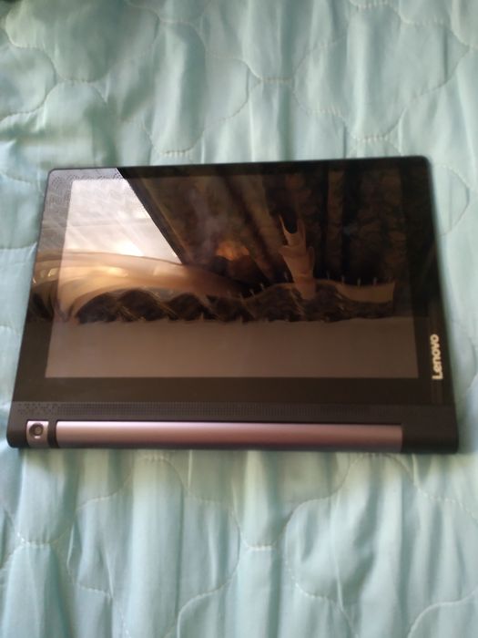 Продам планшет LENOVO YOGA