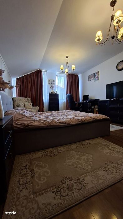 Apartament Tip Vilă | 4 Camere  | 182 mp | Curte Privată 200 mp