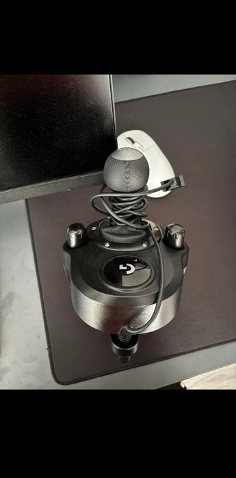 Schimbător Logitech