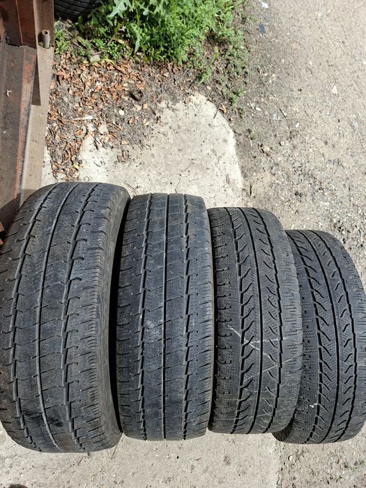 Продам шины 225/65/16С гудиер