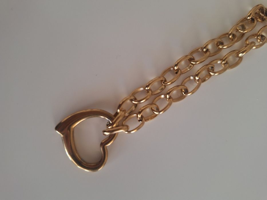 Комплект от колие, гривна и обеци