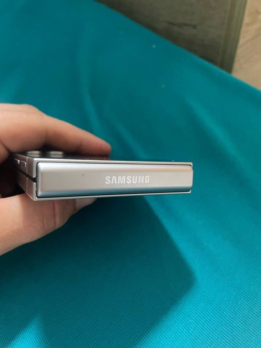 Samsung z flip 6