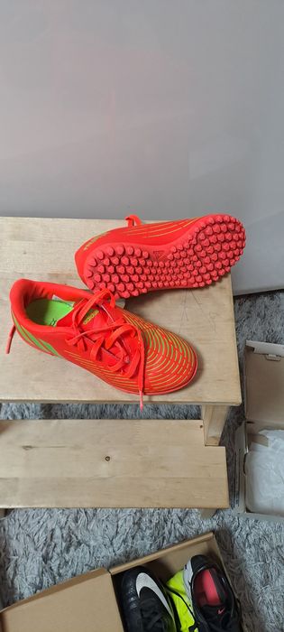 Детски обувки за футбол