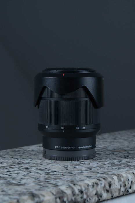 Sony FE 28-70mm f/3.5-5.6 OSS – Montură Sony E Full Frame
