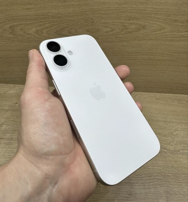 iPhone 16  ALB  Totul Original