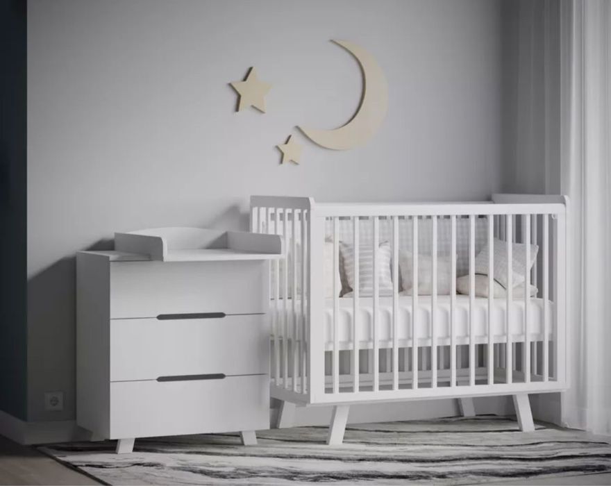 Детская кроватка из березы