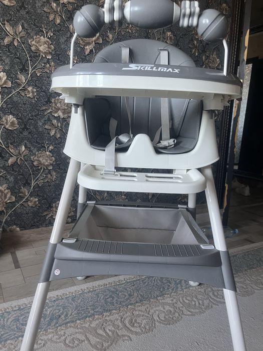 Продается детский столик