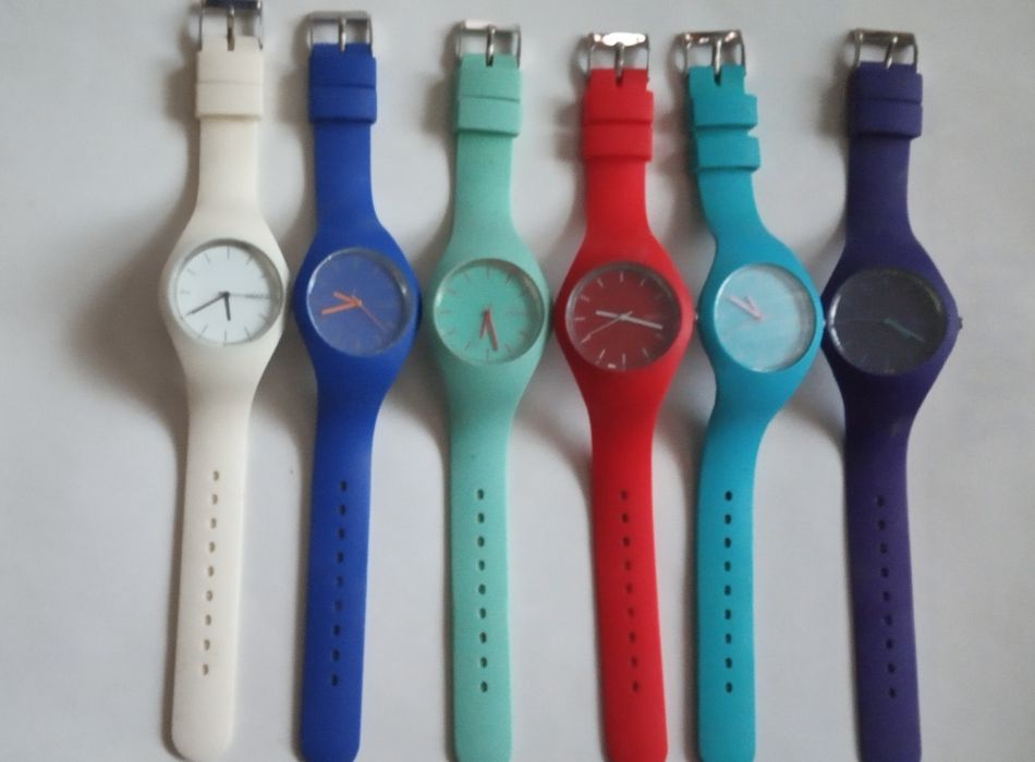 Часы наручные нет батареи