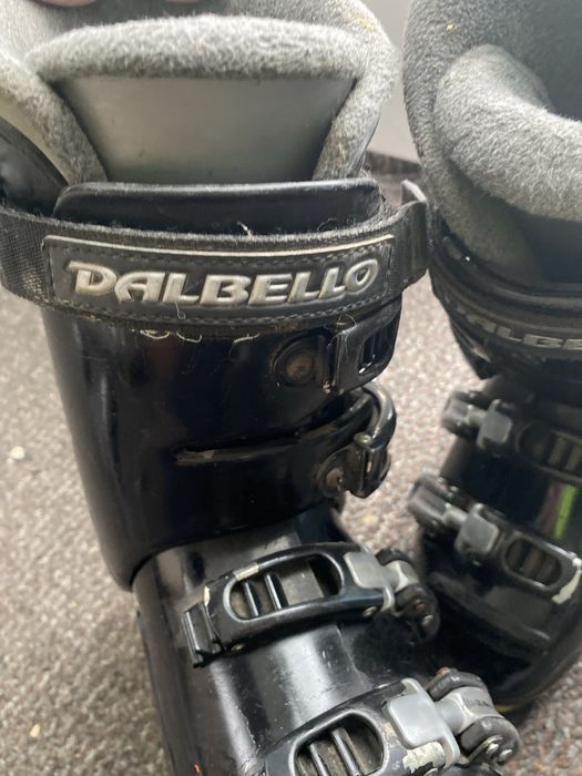 vand clapari schiuri fara desfecte