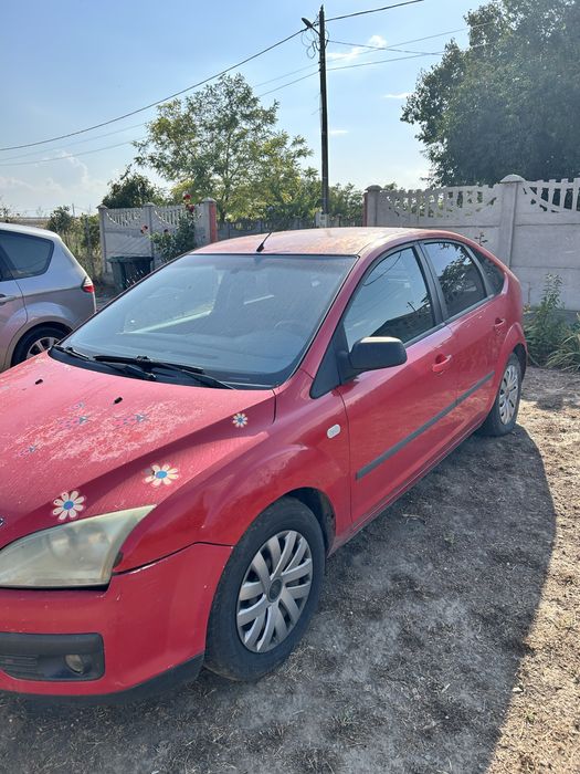 Masina ford FOCUS sau schimb cu Crosa de 150