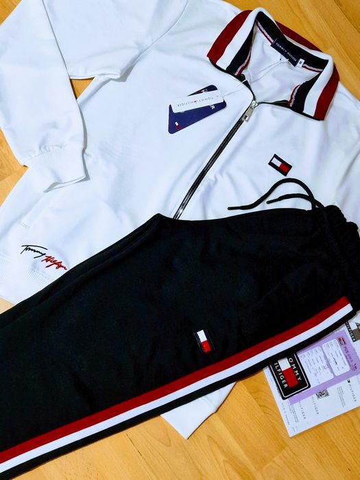 Trening Tommy Hilfiger, super model  bumbac, logo brodat