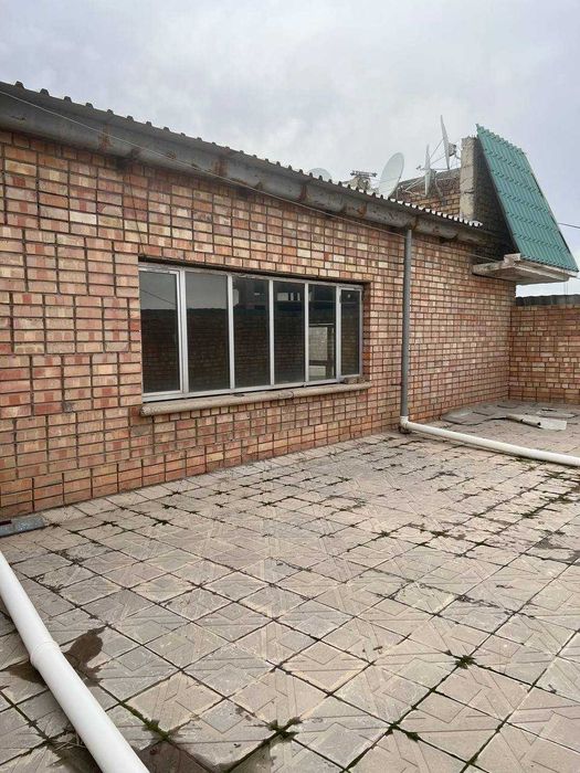 Улица Т.Шевченко . Продам элитный 7 комнатный Пентхаус 400 кв.м .