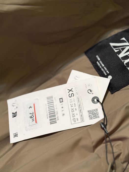 Geaca zara potrivita pentru S/M , calduroasa